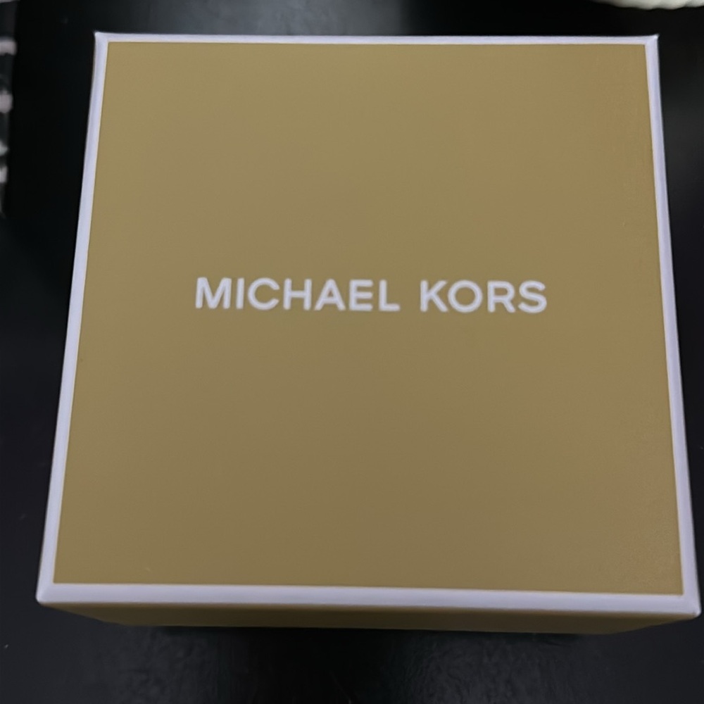 Michael Kors gold pave chain bracelet with heart and padlock charm. - Picture 4 of 4